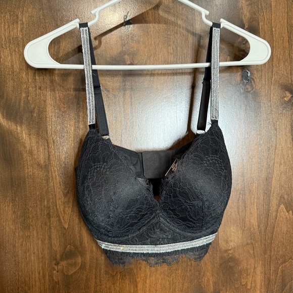 NWOT Victoria's Secret Black Lace Bra with Adjustable Rhinestone Straps 34E 34DD - Picture 6 of 12